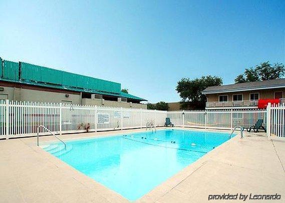 Rodeway Inn West Dodge Омаха Съоръжения снимка