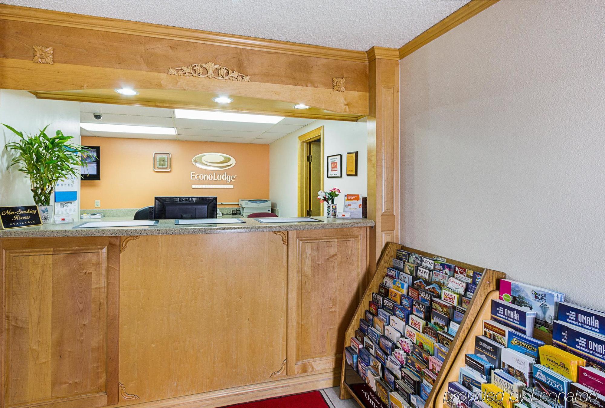 Rodeway Inn West Dodge Омаха Екстериор снимка