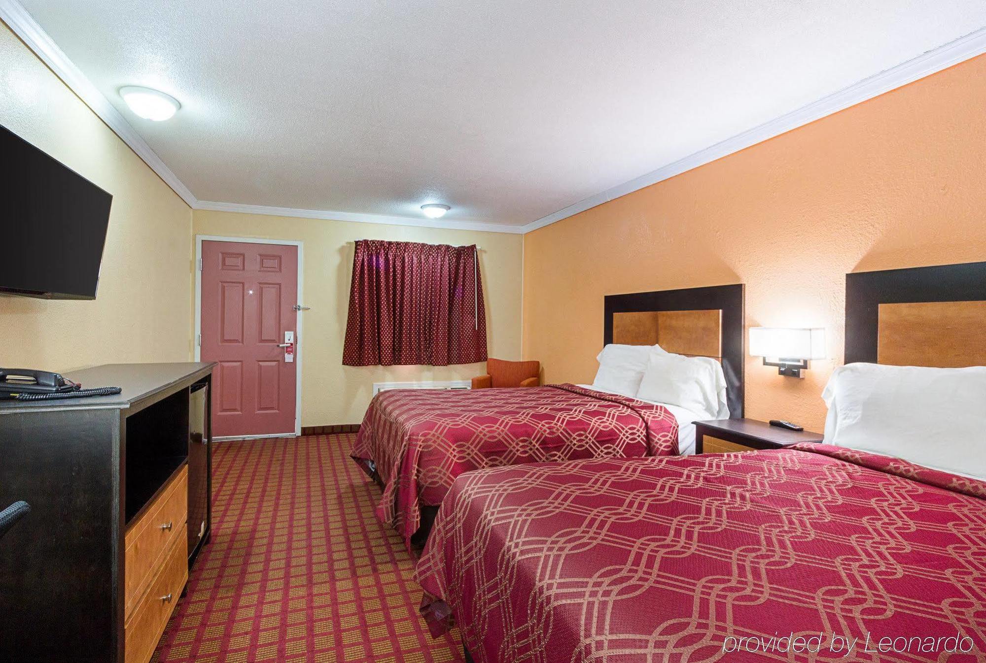 Rodeway Inn West Dodge Омаха Екстериор снимка
